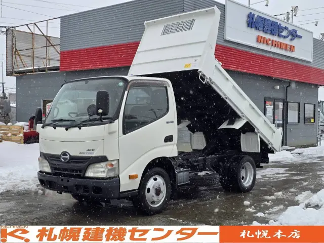 日野 デュトロ SKG-XZU675T(4WD)の写真1