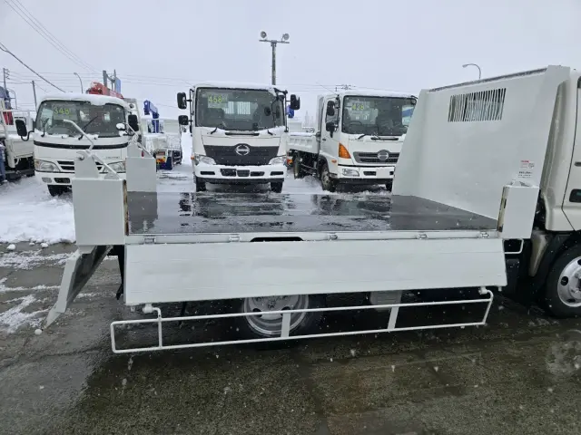 日野 デュトロ SKG-XZU675T(4WD)の写真13