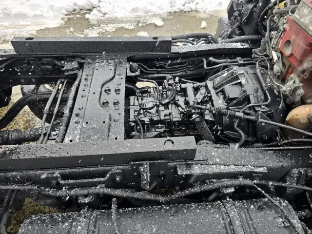 日野 デュトロ SKG-XZU675T(4WD)の写真20