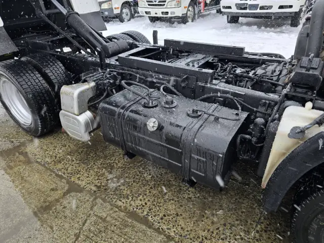 日野 デュトロ SKG-XZU675T(4WD)の写真21