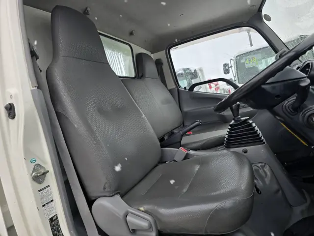 日野 デュトロ SKG-XZU675T(4WD)の写真26