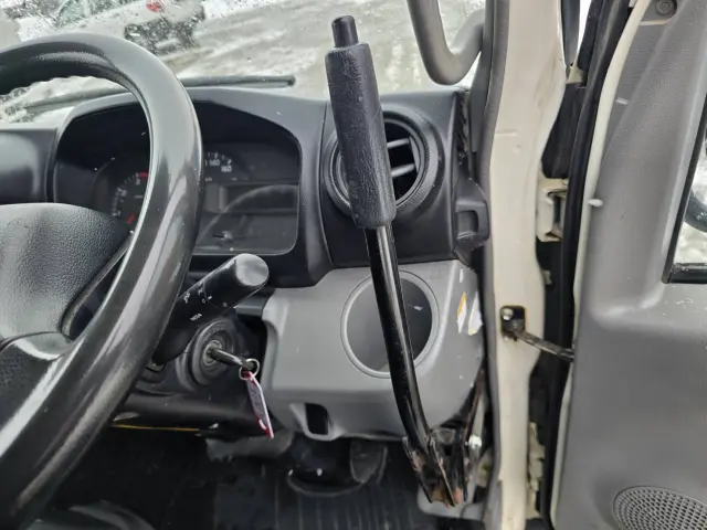 日野 デュトロ SKG-XZU675T(4WD)の写真30