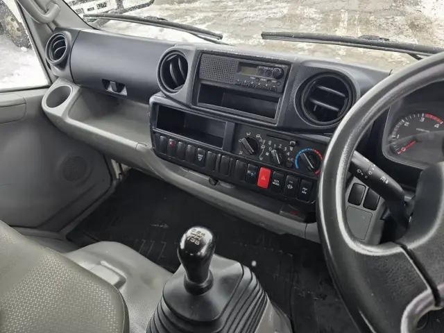 日野 デュトロ SKG-XZU675T(4WD)の写真35