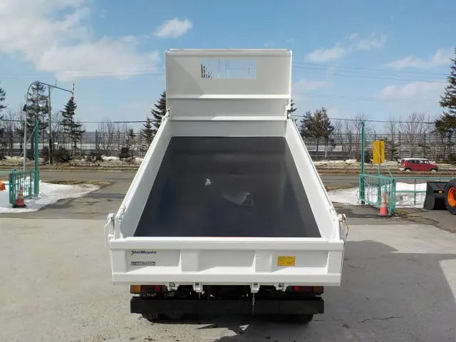 いすゞ エルフ TKG-NKR85AN(2WD)の写真6