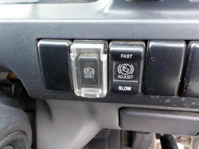 いすゞ エルフ TKG-NKR85AN(2WD)の写真47