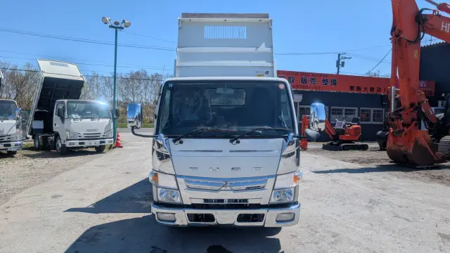 三菱 キャンター TPG-FBA60(2WD)の写真2