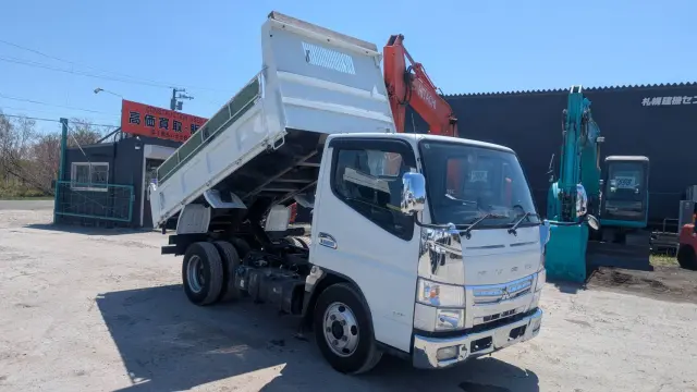 三菱 キャンター TPG-FBA60(2WD)の写真3