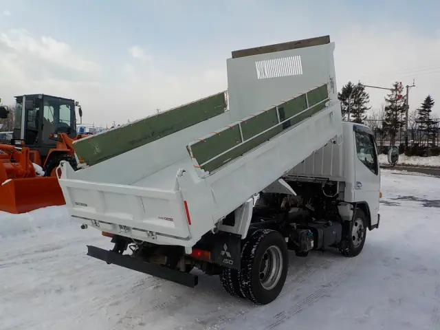 三菱 キャンター TPG-FBA60(2WD)の写真5