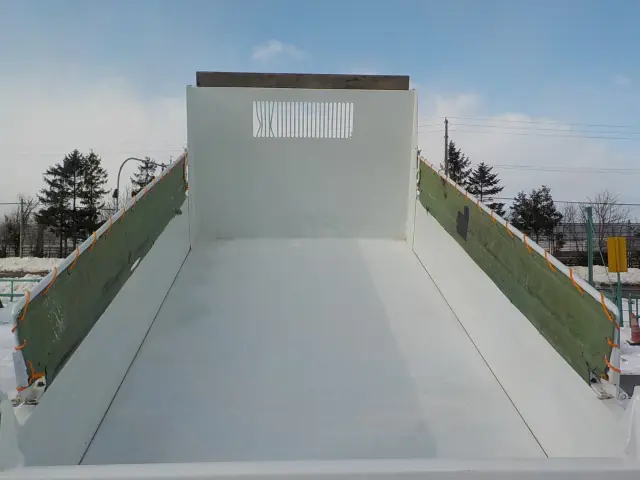 三菱 キャンター TPG-FBA60(2WD)の写真9