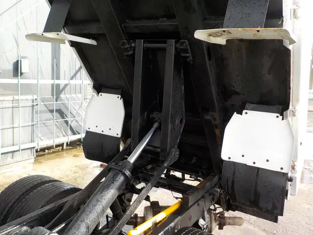 三菱 ファイター TPG-FBA30(2WD)の写真31