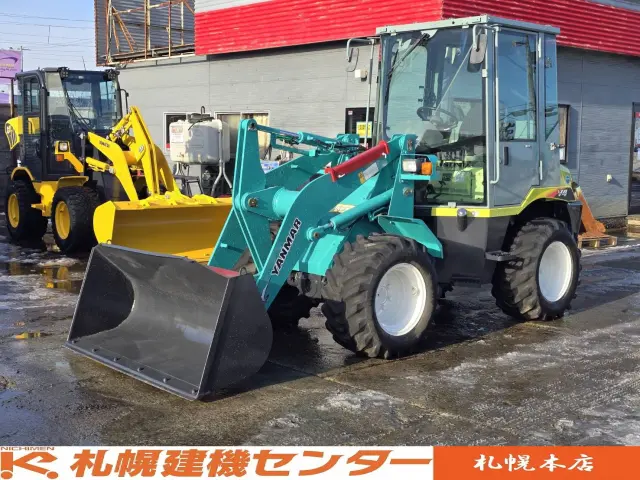 ヤンマー V4-6 ０．５㎥(4WD)の写真1