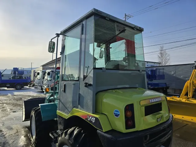 ヤンマー V4-6 ０．５㎥(4WD)の写真14