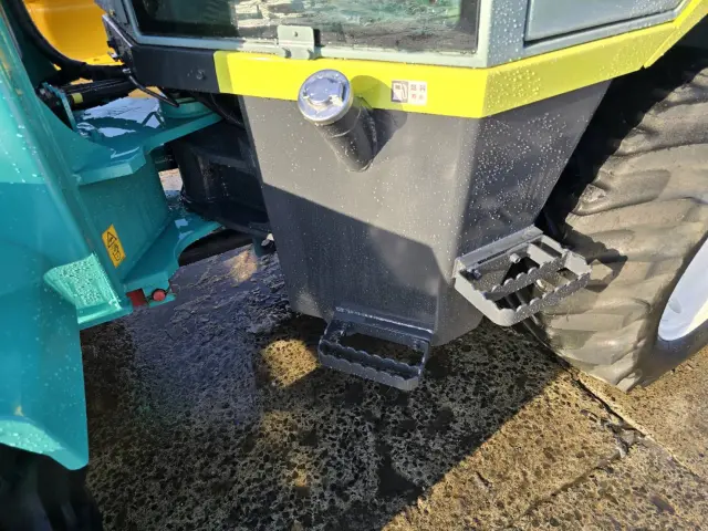 ヤンマー V4-6 ０．５㎥(4WD)の写真28