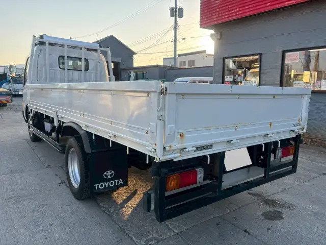 トヨタ ダイナ PB-XZU388(4WD)の写真6