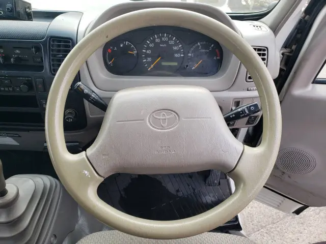 トヨタ ダイナ PB-XZU388(4WD)の写真19