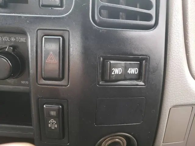 トヨタ ダイナ PB-XZU388(4WD)の写真22