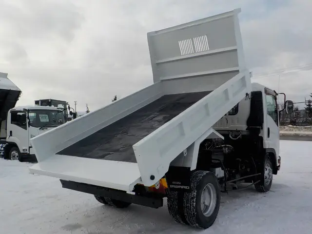 いすゞ フォワード TKG-FRR90S2(2WD)の写真5