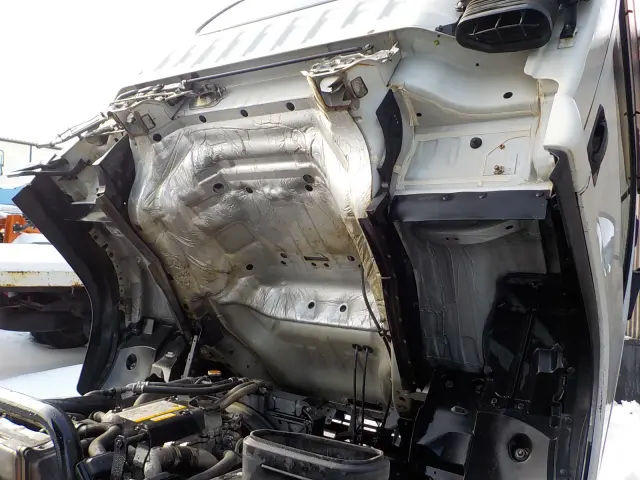 いすゞ フォワード TKG-FRR90S2(2WD)の写真24