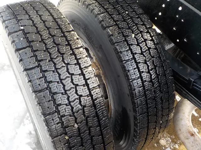 いすゞ フォワード TKG-FRR90S2(2WD)の写真31