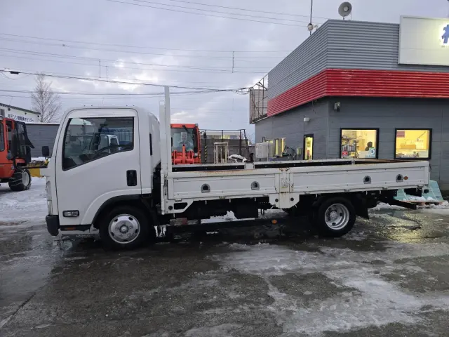 いすゞ エルフ TKG-NPR85AR(2WD)の写真5