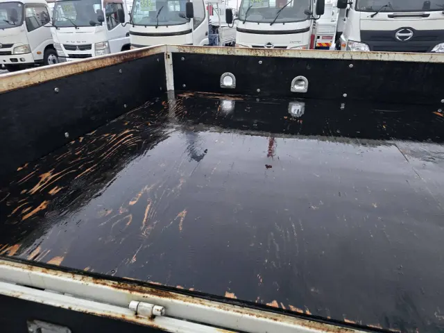 いすゞ エルフ TKG-NPR85AR(2WD)の写真12