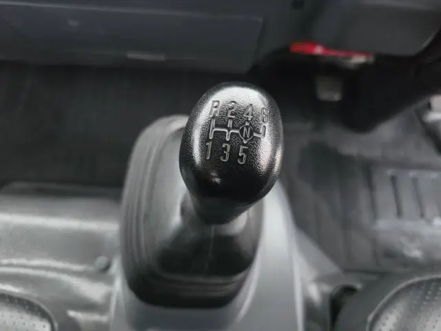 いすゞ エルフ TKG-NPR85AR(2WD)の写真21