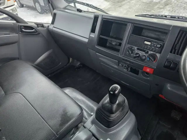 いすゞ エルフ TKG-NPR85AR(2WD)の写真26