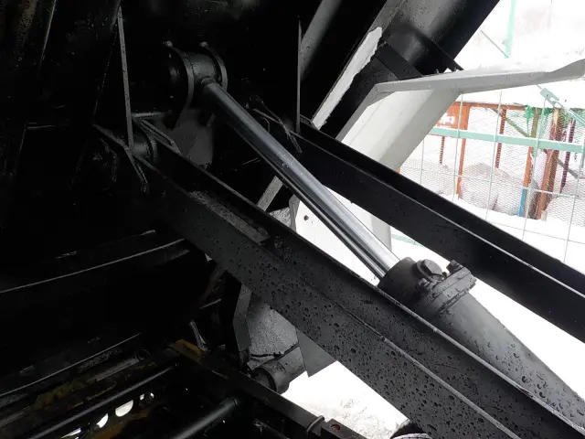 いすゞ フォワード TKG-FRR90S1の写真33