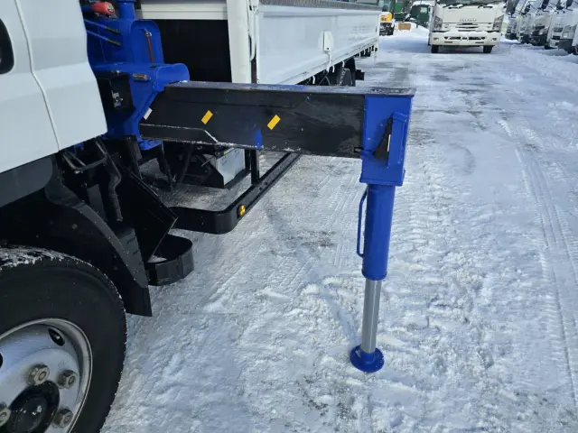 三菱 キャンター 2PG-FEBS0(2WD)の写真19