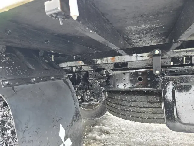 三菱 キャンター 2PG-FEBS0(2WD)の写真26