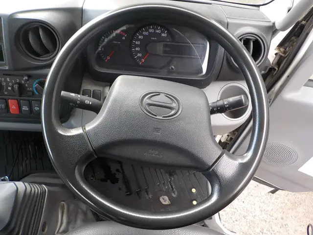 日野 デュトロ TKG-XZU695M(4WD)の写真47