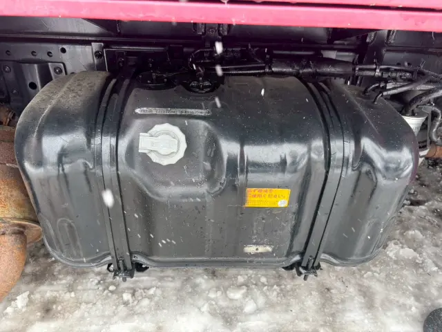 いすゞ エルフ PB-NKR81AN(2WD)の写真11