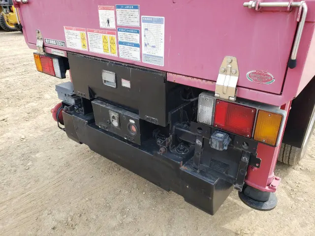 いすゞ エルフ PB-NKR81AN(2WD)の写真11