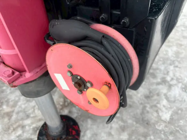 いすゞ エルフ PB-NKR81AN(2WD)の写真21