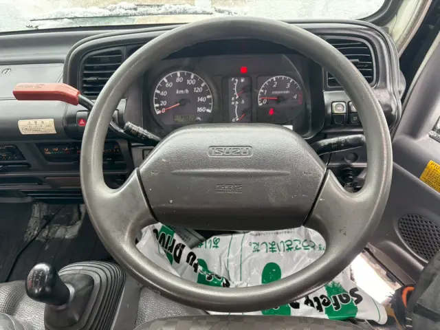 いすゞ エルフ PB-NKR81AN(2WD)の写真23