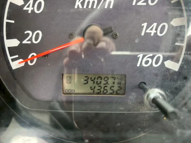 いすゞ エルフ PB-NKR81AN(2WD)の写真24