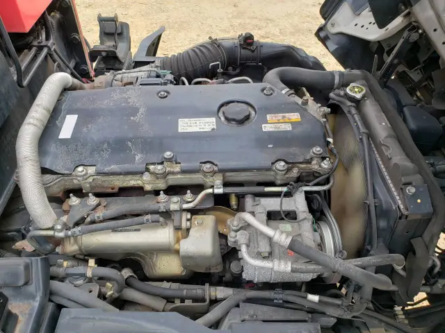 いすゞ エルフ PB-NKR81AN(2WD)の写真30