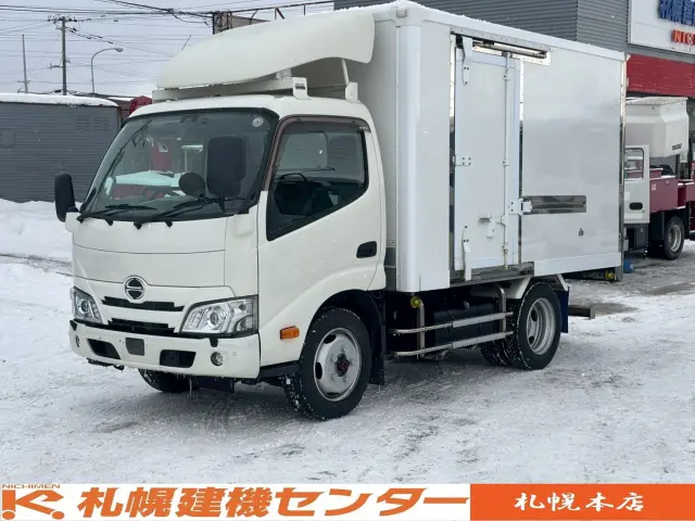 日野 デュトロ 2KG-XZU675M(4WD)の写真1