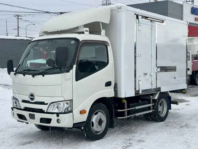 日野 デュトロ 2KG-XZU675M(4WD)の写真2