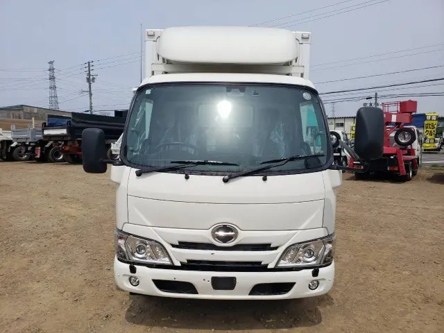 日野 デュトロ 2KG-XZU675M(4WD)の写真2