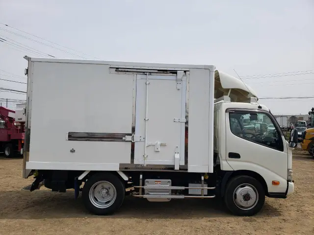 日野 デュトロ 2KG-XZU675M(4WD)の写真4