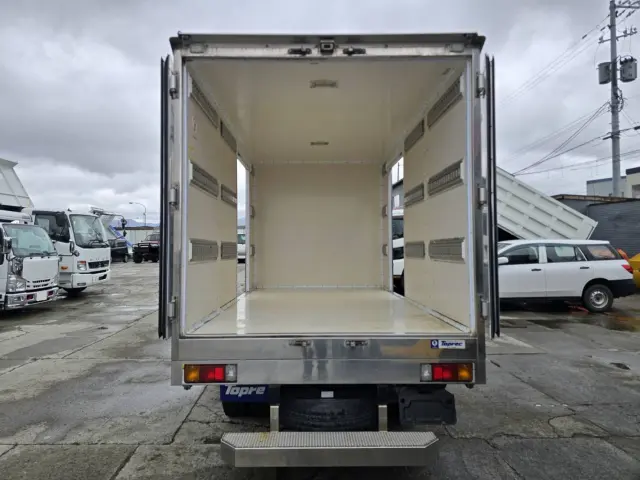 日野 デュトロ 2KG-XZU675M(4WD)の写真11