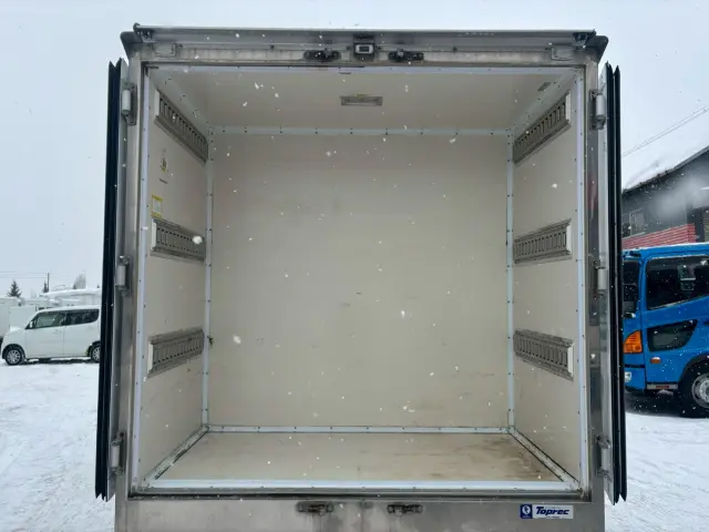 日野 デュトロ 2KG-XZU675M(4WD)の写真17