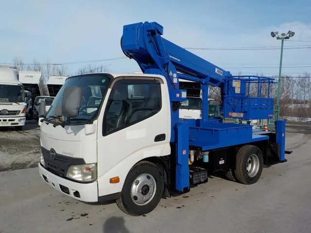 日野 デュトロ TKG-XZU600Eの写真1