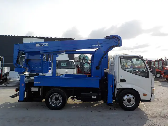 日野 デュトロ TKG-XZU600Eの写真4