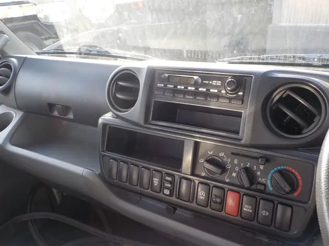 日野 デュトロ TKG-XZU600Eの写真41