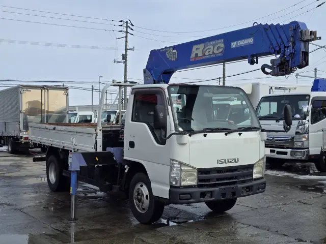 いすゞ エルフ BKG-NKR85AR(2WD)の写真4