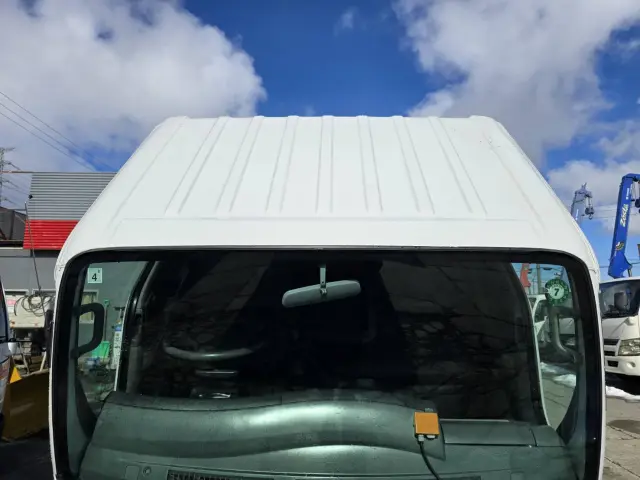 いすゞ エルフ BKG-NKR85AR(2WD)の写真40