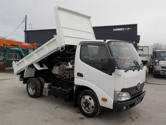 トヨタ ダイナ TKG-XZU675D(4WD)の写真3