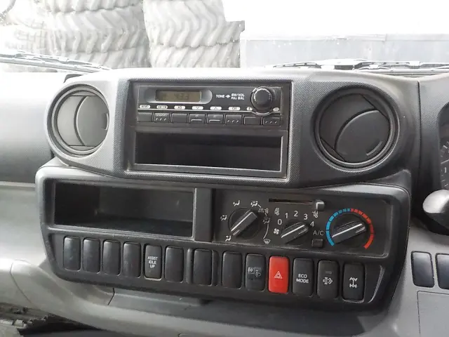 トヨタ ダイナ TKG-XZU675D(4WD)の写真33